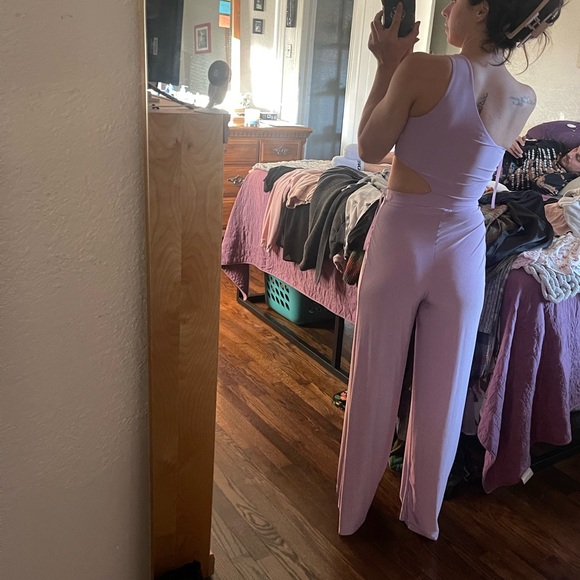 Purple cut out jumpsuit - Picture 2 of 2